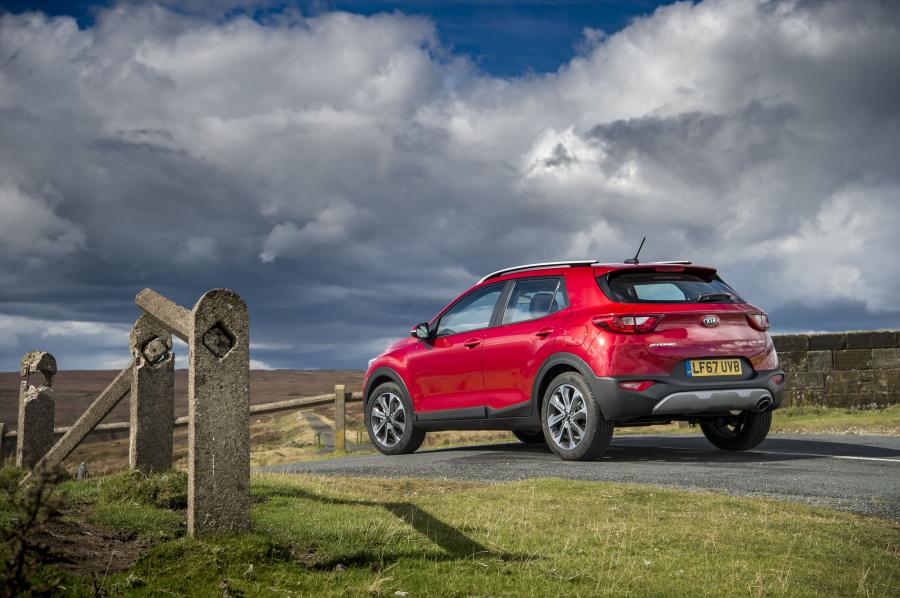  Kia Stonic 2017 года  (UK) (фото 2 из 51)